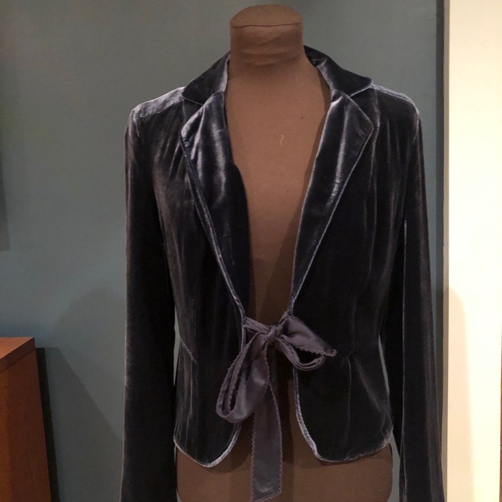 Beautiful velvet navy blazer